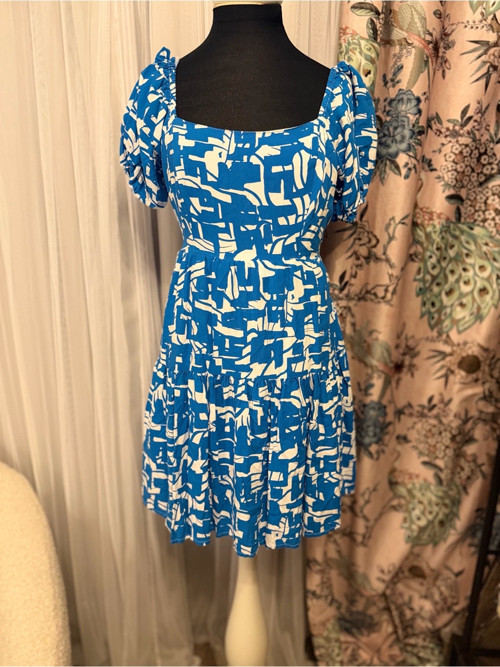 💙 Japna Abstract Geometric Smocked Tiered Dress 💙